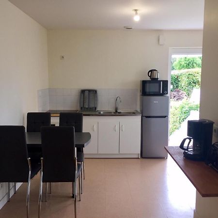 T1 Bis Proche Du Centre Avec Terrasse Apartman Saint-Brieuc Kültér fotó